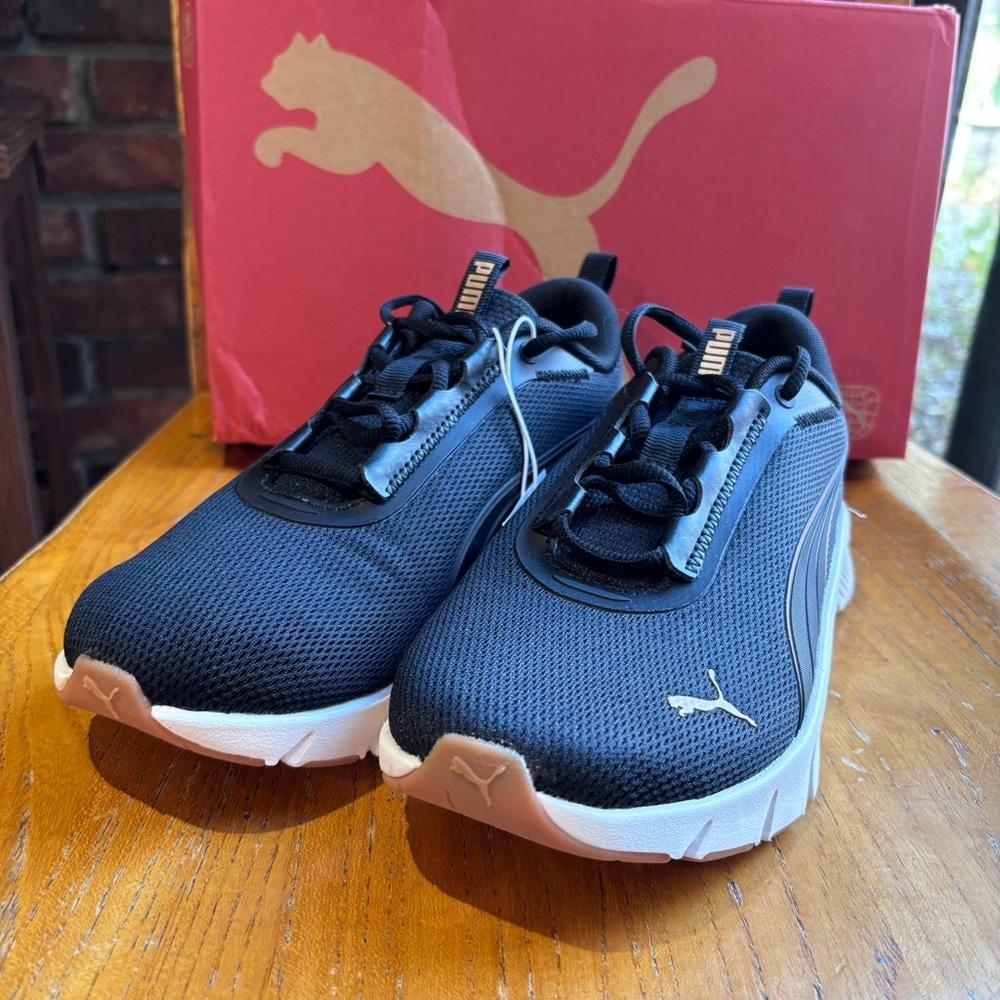 Puma womens Focus Lite athletic workout sporty sneakers black 7